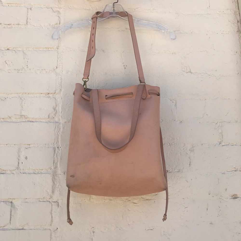 Madewell Medium Drawstring Transport Tote in Blush - Picture 2 of 4